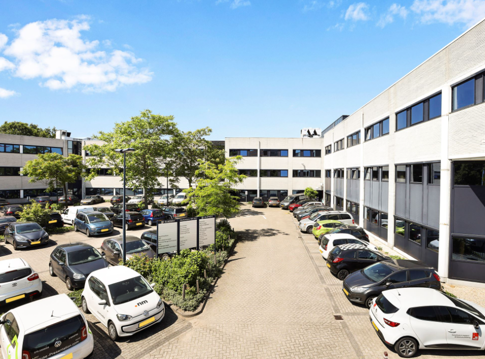 ADD Utrecht parkeerterrein.PNG